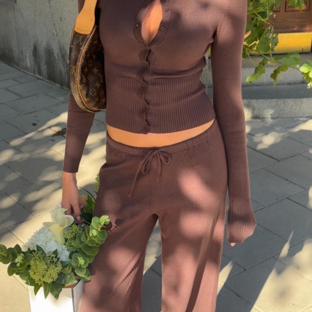 Women’s Brown Wide-Leg Knit Drawstring Pants — Unbranded